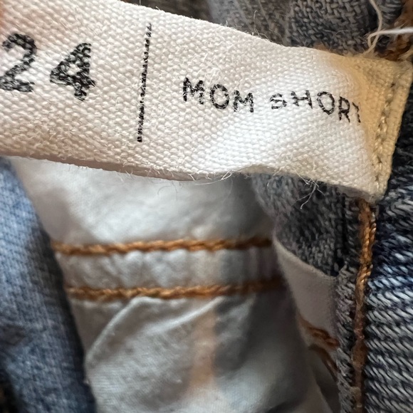 Girls large Forever 21 purple butterfly shirt and size 24 PacSun mom shorts - Picture 5 of 5